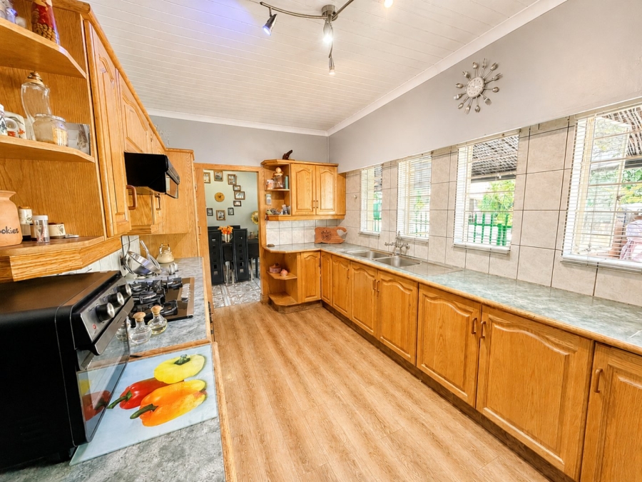 4 Bedroom Property for Sale in Vaalpark Free State
